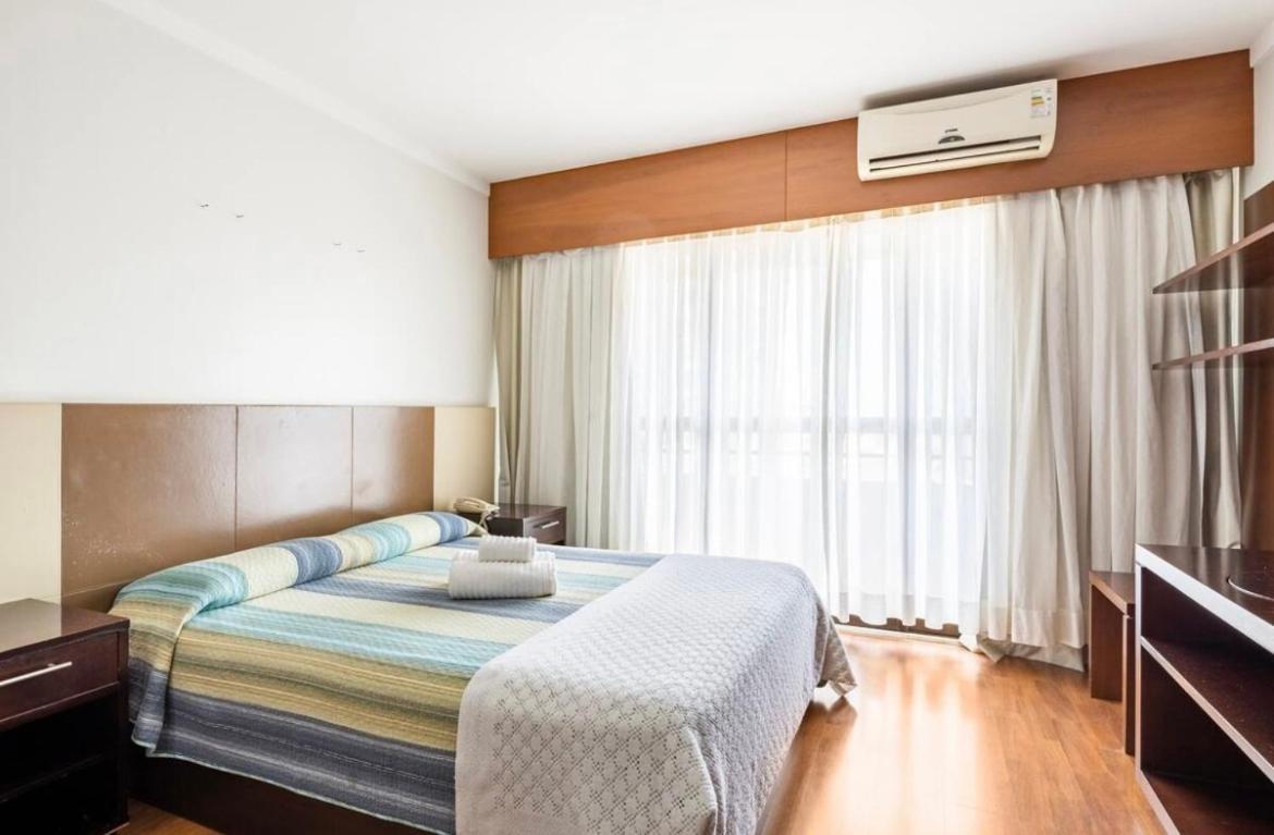 Flat Em Mercure Paulista Com Jacuzzi